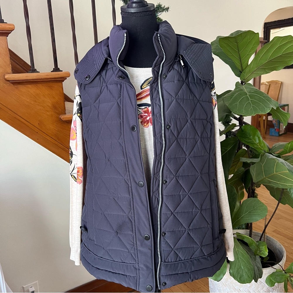 Lightweight Quilted Puffer Vest - Navy